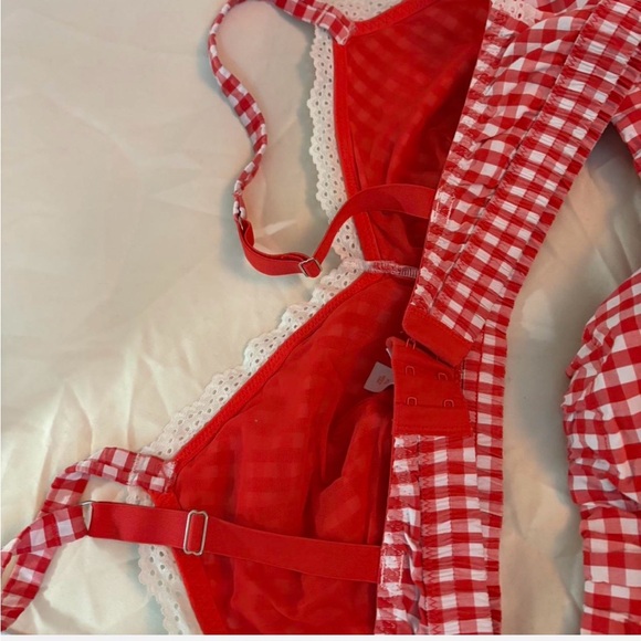 Red Gingham Lingerie Set with Lace Trim - Picture 3 of 3